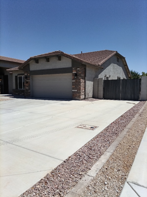 3733 E Meadow Lark Way in San Tan Valley, AZ - Building Photo - Building Photo