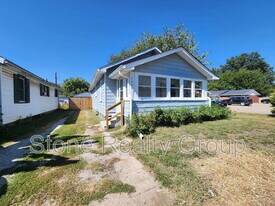 2002 N 25th St in Terre Haute, IN - Building Photo