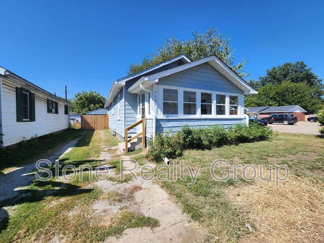property at 2002 N 25th St