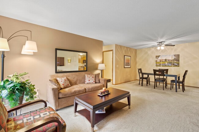 West Ridge Luxury Apartments