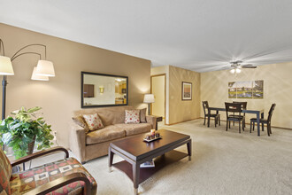 West Ridge Luxury Apartments in Burlington, WI - Foto de edificio - Building Photo
