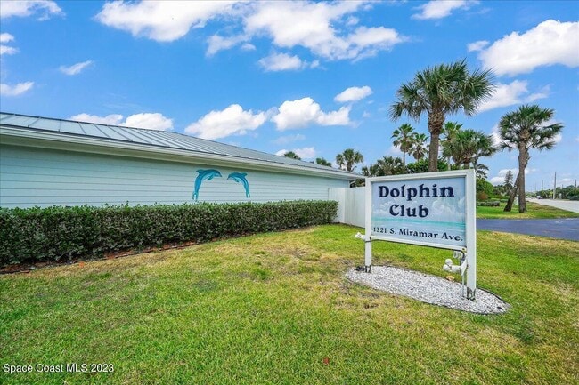 1321 S Miramar Ave in Indialantic, FL - Building Photo - Building Photo