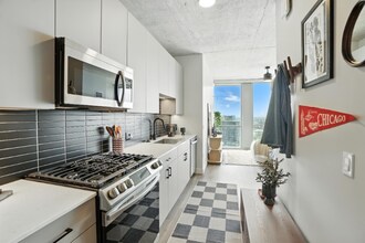 1114 N May St in Chicago, IL - Building Photo - Building Photo