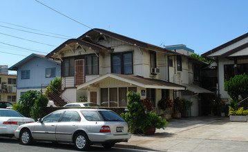 840 Wiliwili St in Honolulu, HI - Building Photo - Building Photo