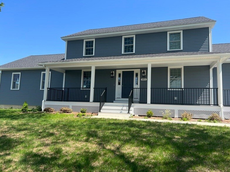 469 Old Coldbrook Rd, Unit 706 in Barre, MA - Building Photo