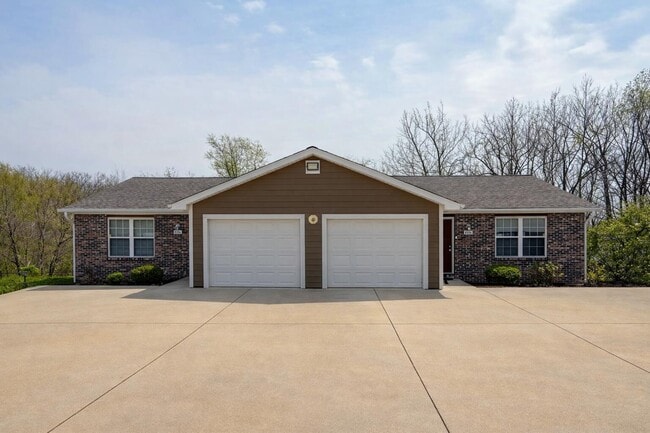 property at 3324 E St Charles Rd