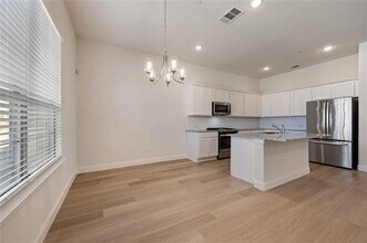 6580 Iron Horse Blvd in North Richland Hills, TX - Building Photo - Building Photo