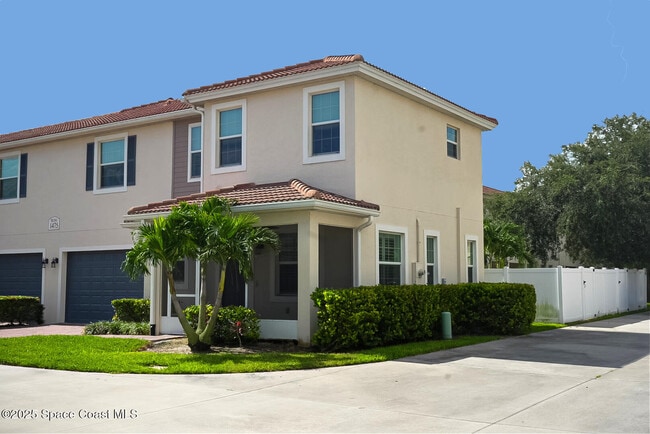 property at 1475 Isabella Dr