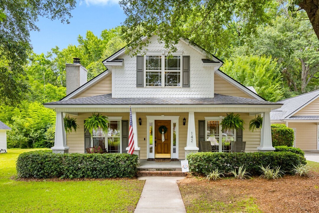 142 Cherryfield Ln in Richmond Hill, GA - Building Photo