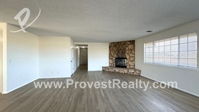 14498 Amador Ct in Apple Valley, CA - Building Photo - Building Photo