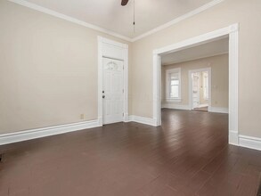 815 Hamlet St in Columbus, OH - Foto de edificio - Building Photo