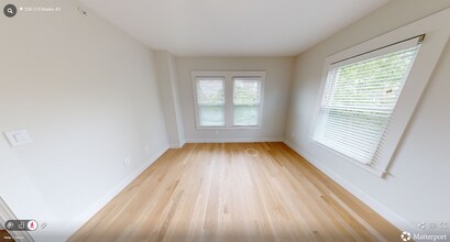 208 Banks St, Unit 3 in Cambridge, MA - Foto de edificio - Building Photo