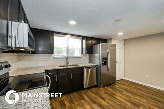 3506 Whalers Way in Jacksonville, FL - Foto de edificio - Building Photo