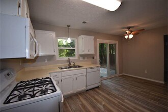 11305 Bramshill Dr in Alpharetta, GA - Building Photo - Building Photo