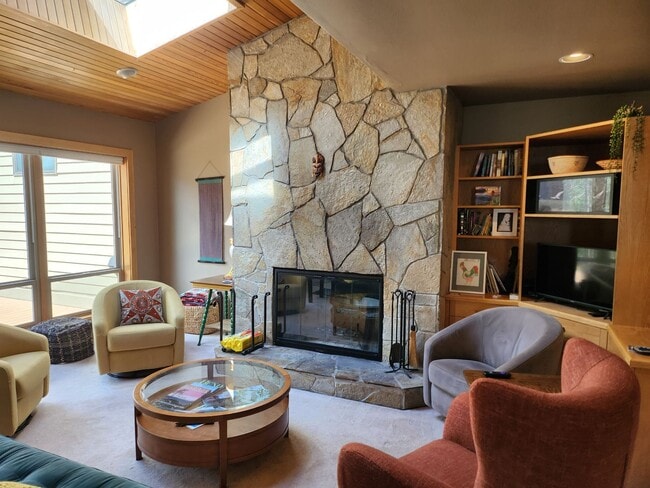 17672 Bittern Ln in Sunriver, OR - Building Photo - Building Photo