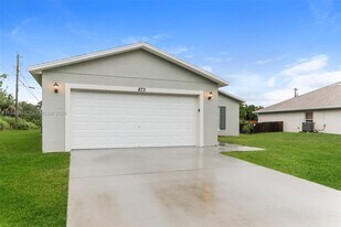 873 SW Saltonstall Terrace in Port St. Lucie, FL - Building Photo