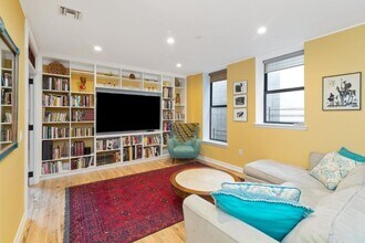 103 W 118th St in New York, NY - Building Photo - Building Photo