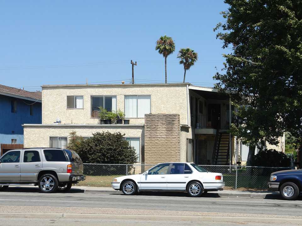 2022 N Ventura Rd in Oxnard, CA - Building Photo