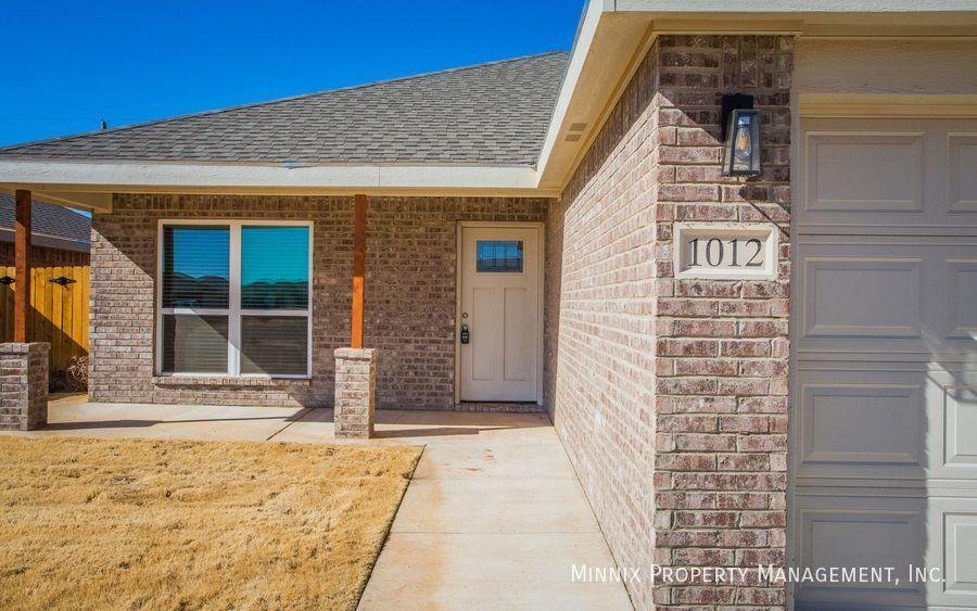 1012 Helena Ave in Lubbock, TX - Building Photo