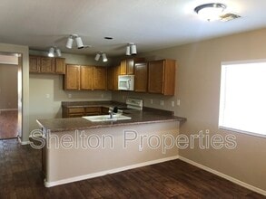 10153 N 115th Dr in Youngtown, AZ - Building Photo - Building Photo