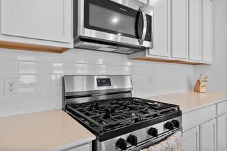 807 Heaven Dr in Beasley, TX - Building Photo - Building Photo