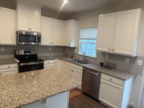 2125 Rivers Dr in Newark, DE - Building Photo - Building Photo