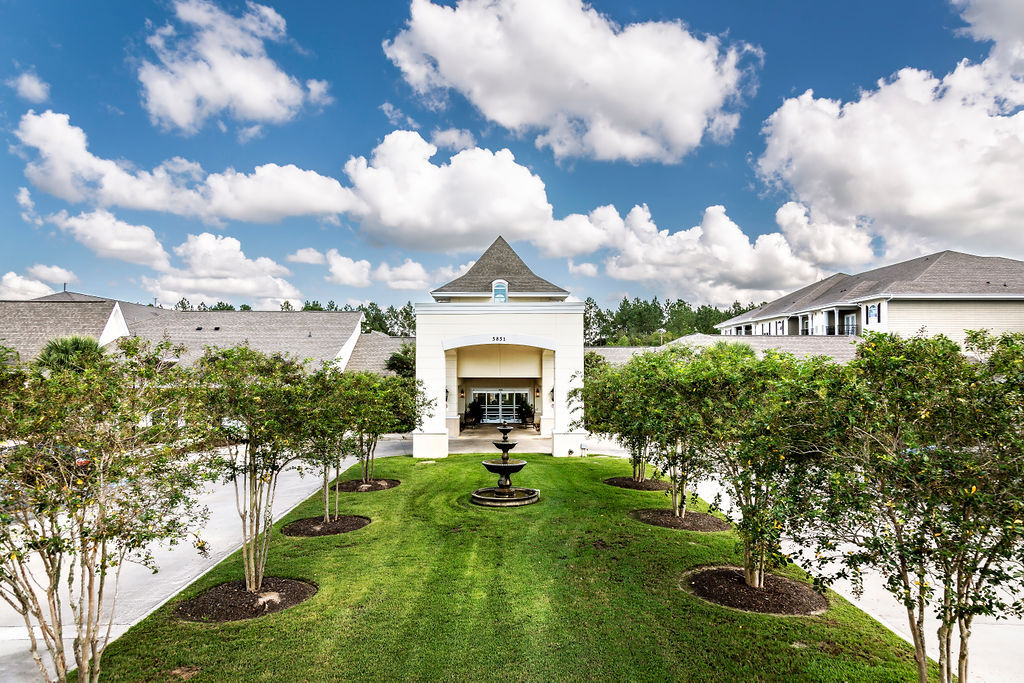 Verandah at Graywood - 55 + Senior Living in Lake Charles, LA - Foto de edificio