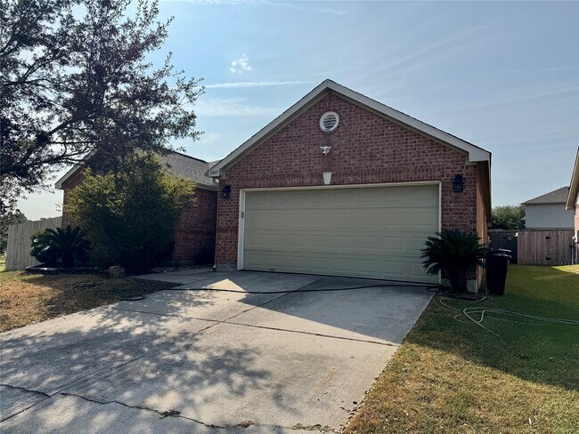 8607 Sunny Gallop Dr in Tomball, TX - Building Photo - Building Photo
