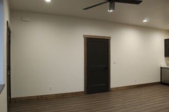 573 S Teton Ave in Sugar City, ID - Building Photo - Building Photo