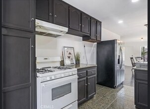 1319 E 57th St in Long Beach, CA - Building Photo - Building Photo