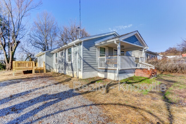 property at 605 Booth St NW