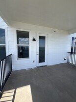 3900 Lakeshore Blvd E in Slidell, LA - Building Photo