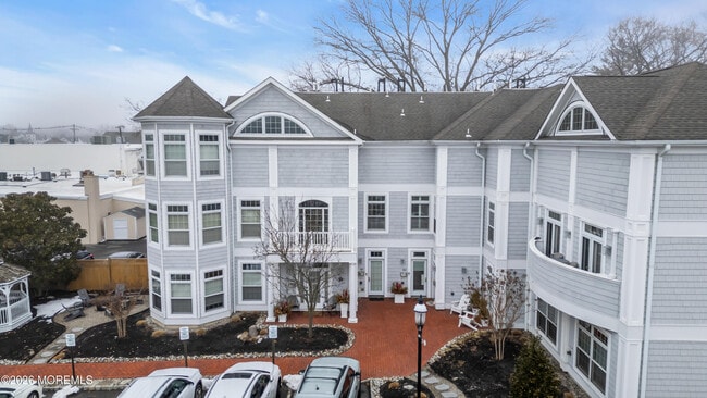 property at 160 Main St