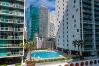 500 Brickell Ave, Unit 2505 in Miami, FL - Building Photo - Building Photo