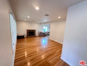 4717 Glenwood Ave in Montrose, CA - Building Photo - Building Photo
