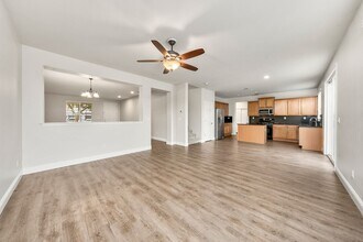 2120 Stansfield Dr in Roseville, CA - Building Photo - Building Photo