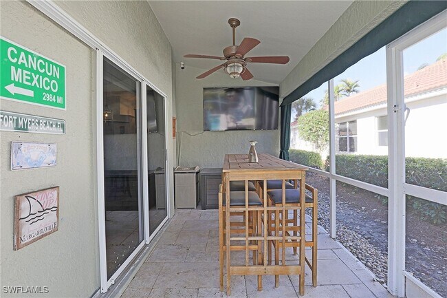 1579 Whispering Oaks Cir