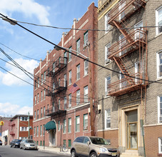 The Bergendy in Union City, NJ - Foto de edificio - Building Photo