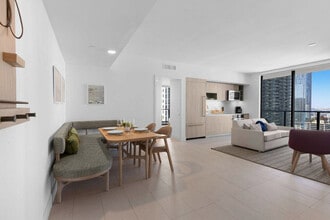 601 NE 1st Ave, Unit ID1227547P in Miami, FL - Building Photo - Building Photo