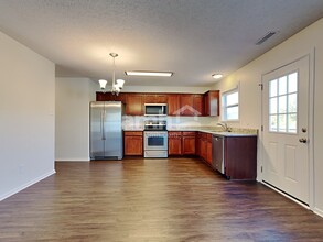 10258 Golden Dr in Noblesville, IN - Building Photo - Building Photo