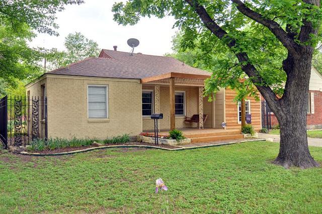 2713 W Bewick St in Fort Worth, TX - Building Photo