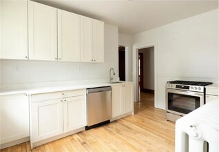 1319 Dayton Ave in St. Paul, MN - Building Photo - Building Photo