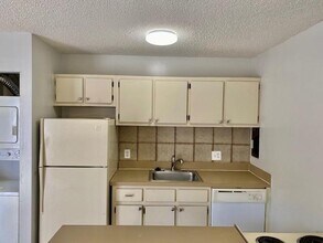 1806 My Pl Ln in West Palm Beach, FL - Building Photo - Building Photo