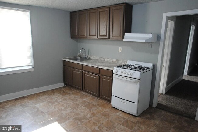 205 Jones Ave in Burlington, NJ - Building Photo - Building Photo