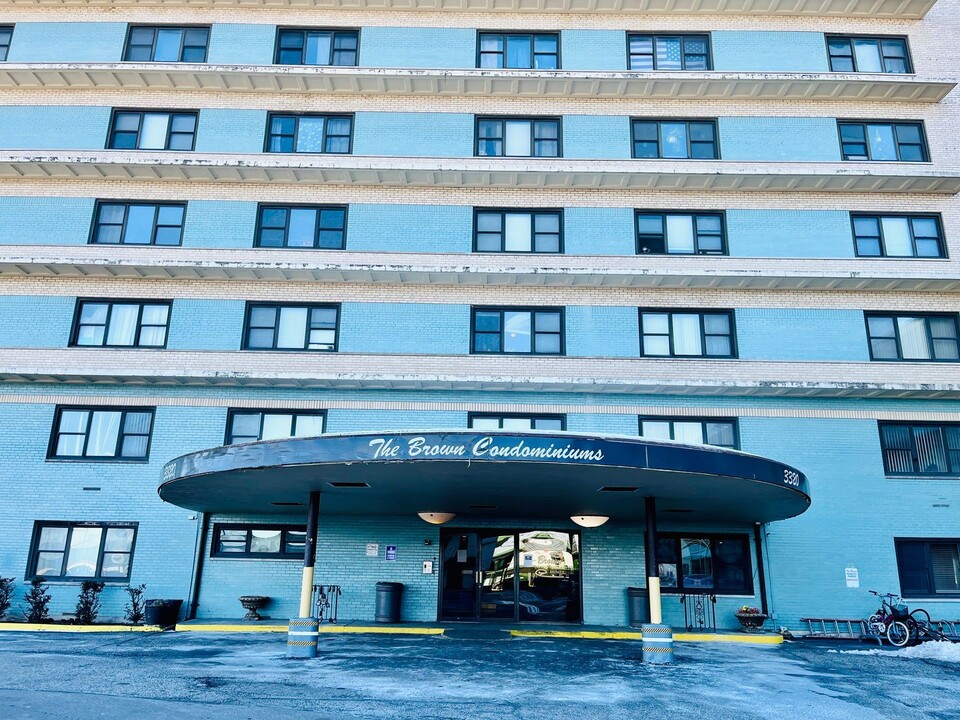 3320 Bardstown Rd, Unit 113 in Louisville, KY - Building Photo