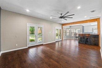 9406 Ashton Ridge in Austin, TX - Foto de edificio - Building Photo
