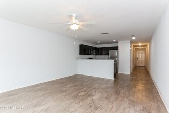 8259 Rigel Rd in Jacksonville, FL - Building Photo - Building Photo