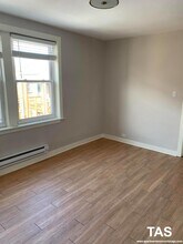 511 W Belmont Ave in Chicago, IL - Building Photo - Building Photo