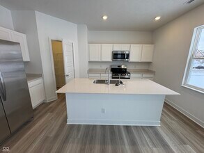 2945 Grand Rdg Dr in Greenwood, IN - Building Photo - Building Photo