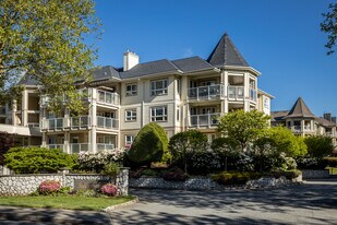 Blackberry Lane in Langley, BC - Building Photo
